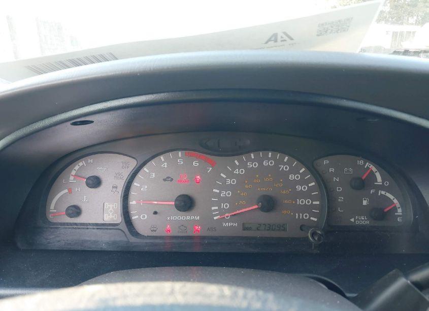 Photo 7 of 2002 Toyota Sequoia LIMITED V8 (VIN 5TDBT48A42S058679)