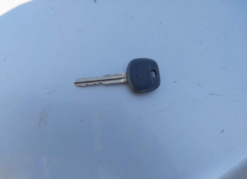 Photo 11 of 2002 Toyota Sequoia LIMITED V8 (VIN 5TDBT48A42S082559)