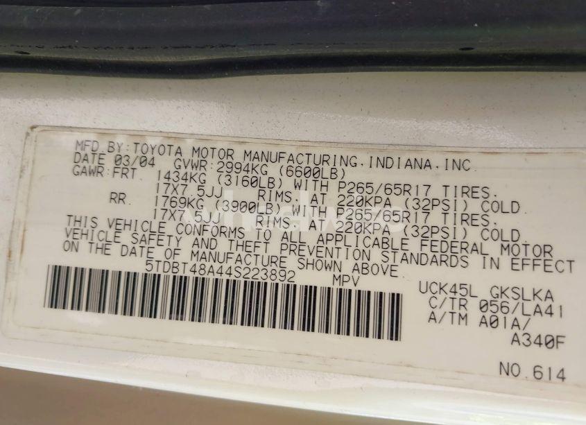 Photo 9 of 2004 Toyota Sequoia LIMITED V8 (VIN 5TDBT48A44S223892)