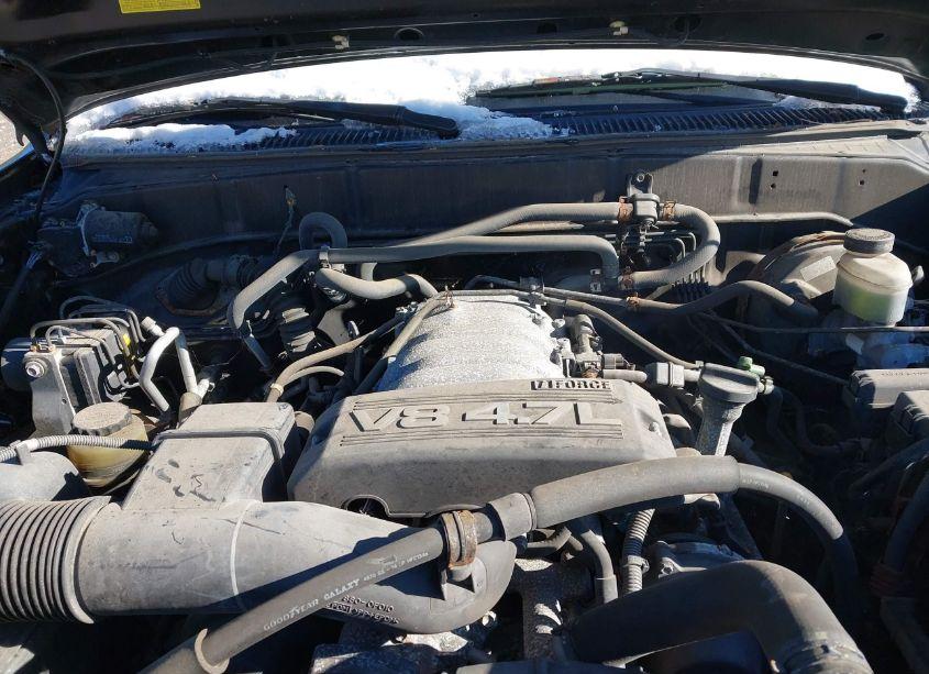 Photo 10 of 2004 Toyota Sequoia LIMITED V8 (VIN 5TDBT48A44S224895)