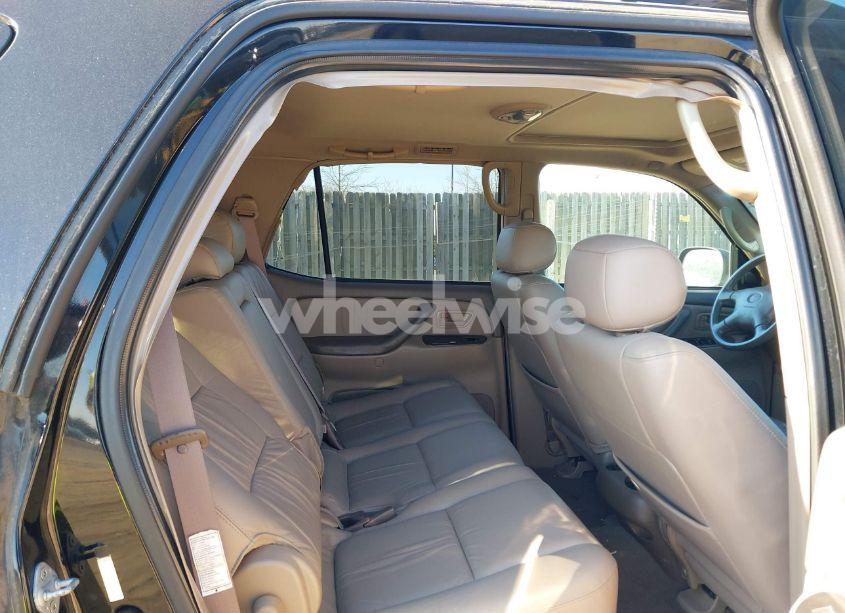 Photo 8 of 2002 Toyota Sequoia LIMITED (VIN 5TDBT48A52S060263)