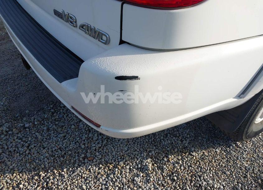 Photo 13 of 2002 Toyota Sequoia LIMITED V8 (VIN 5TDBT48A52S070095)