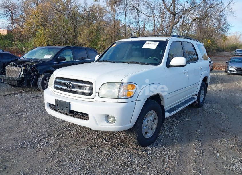 Photo 2 of 2002 Toyota Sequoia LIMITED V8 (VIN 5TDBT48A52S070095)