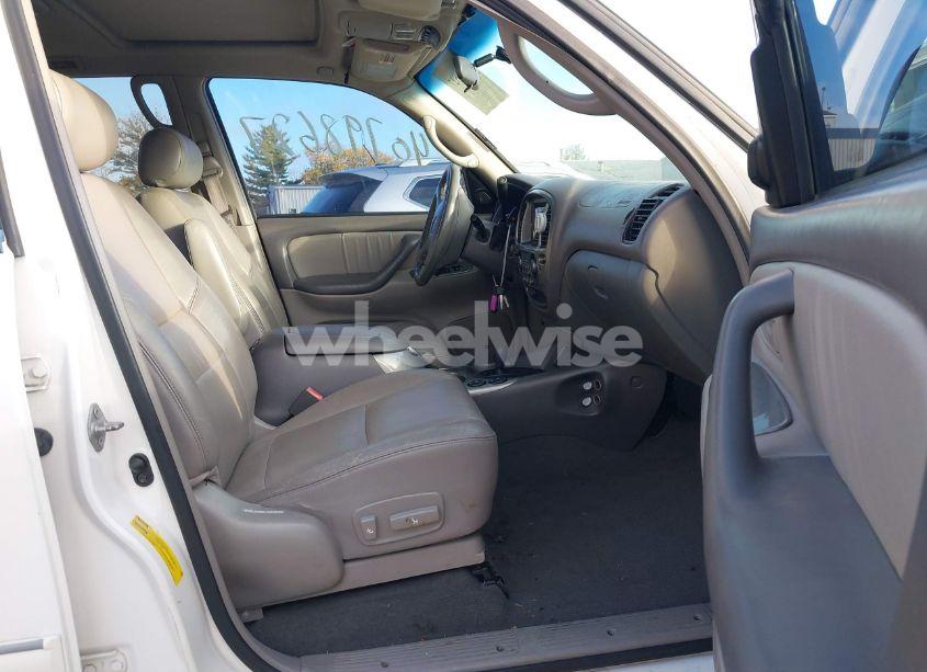 Photo 5 of 2002 Toyota Sequoia LIMITED V8 (VIN 5TDBT48A52S070095)