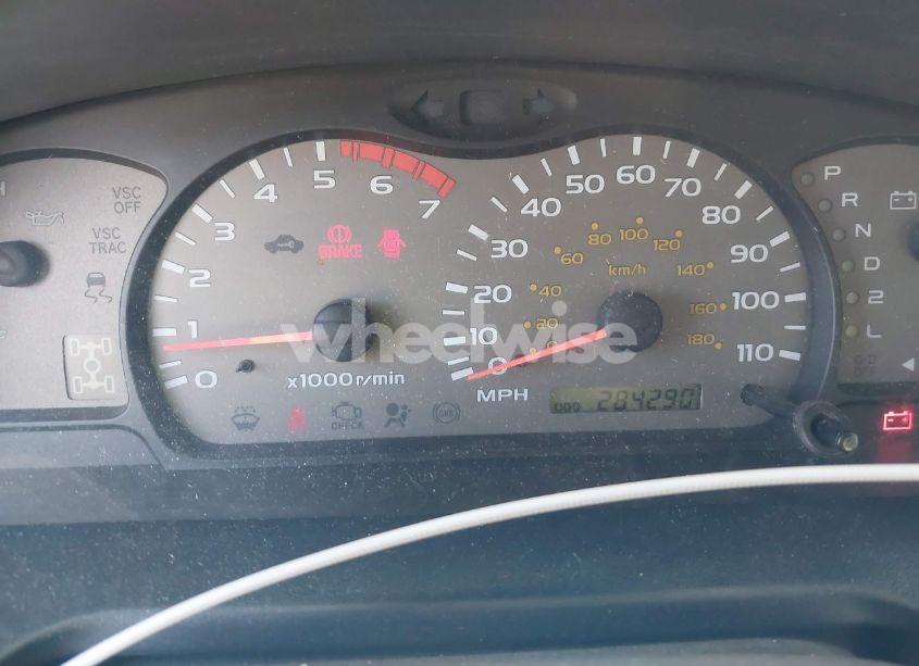 Photo 7 of 2002 Toyota Sequoia LIMITED V8 (VIN 5TDBT48A52S070095)