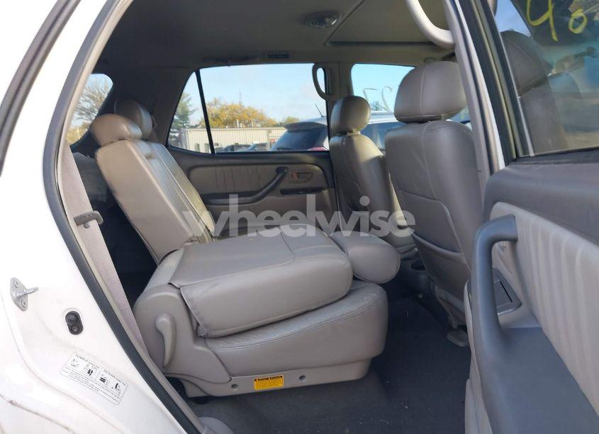 Photo 8 of 2002 Toyota Sequoia LIMITED V8 (VIN 5TDBT48A52S070095)