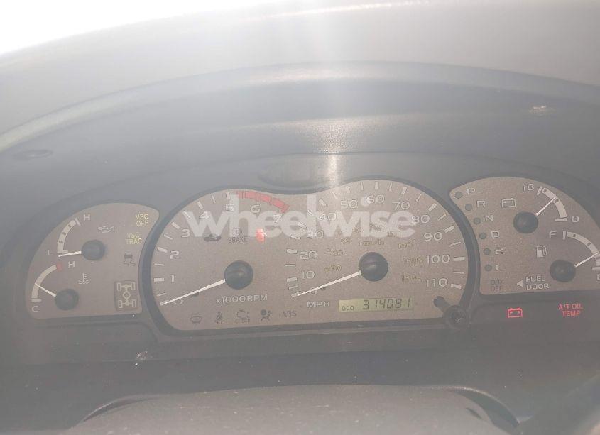 Photo 7 of 2004 Toyota Sequoia LIMITED V8 (VIN 5TDBT48A54S220841)