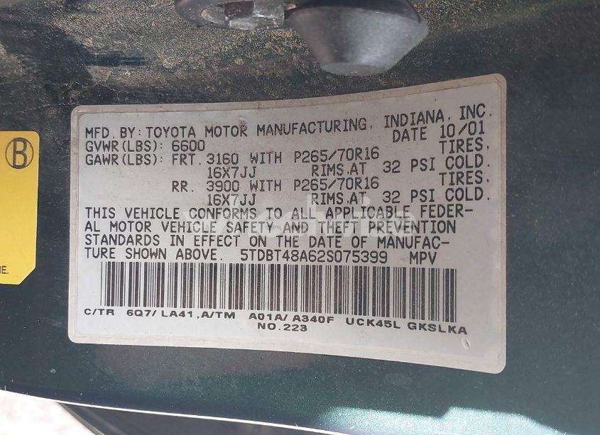 Photo 9 of 2002 Toyota Sequoia LIMITED (VIN 5TDBT48A62S075399)