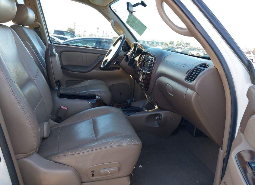 Photo 5 of 2002 Toyota Sequoia LIMITED V8 (VIN 5TDBT48A62S097824)