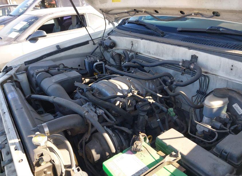 Photo 6 of 2002 Toyota Sequoia LIMITED V8 (VIN 5TDBT48A62S097824)