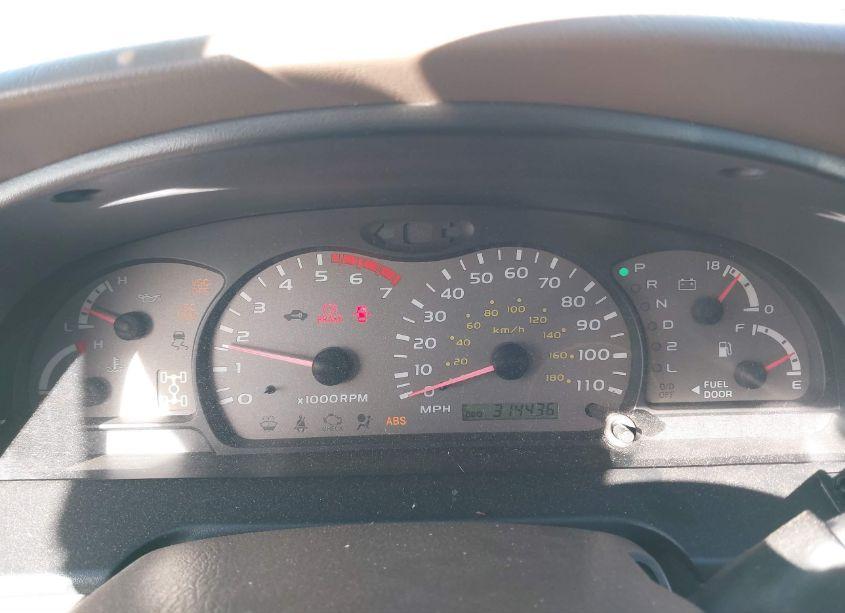 Photo 7 of 2002 Toyota Sequoia LIMITED V8 (VIN 5TDBT48A62S097824)