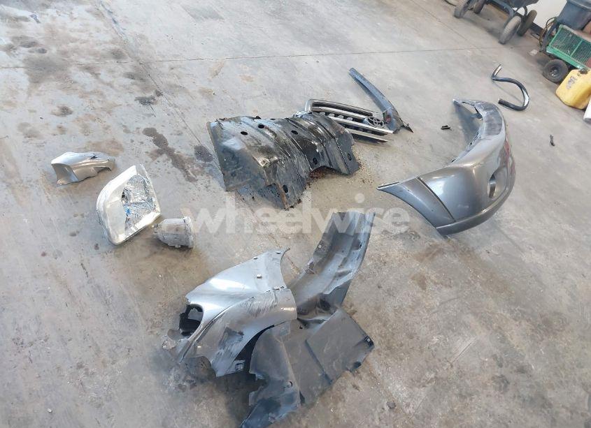 Photo 12 of 2003 Toyota Sequoia LIMITED V8 (VIN 5TDBT48A63S180784)