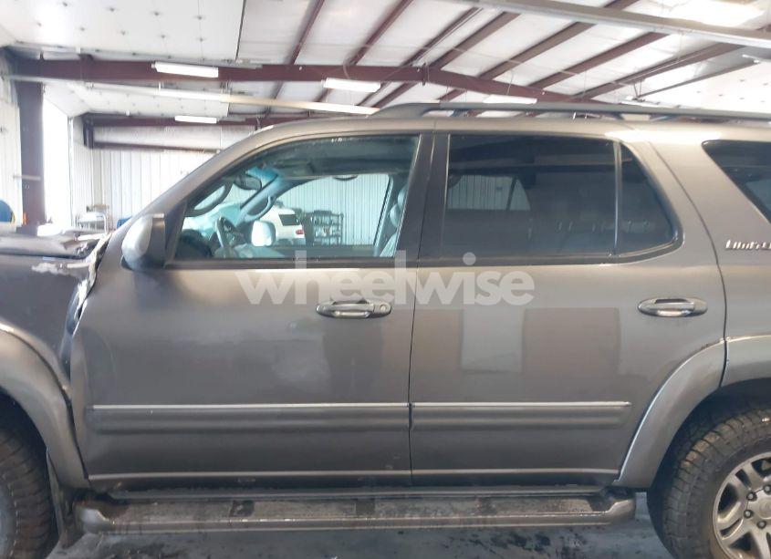 Photo 15 of 2003 Toyota Sequoia LIMITED V8 (VIN 5TDBT48A63S180784)