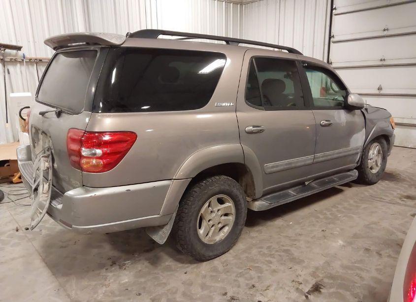 Photo 4 of 2002 Toyota Sequoia LIMITED V8 (VIN 5TDBT48A72S079090)