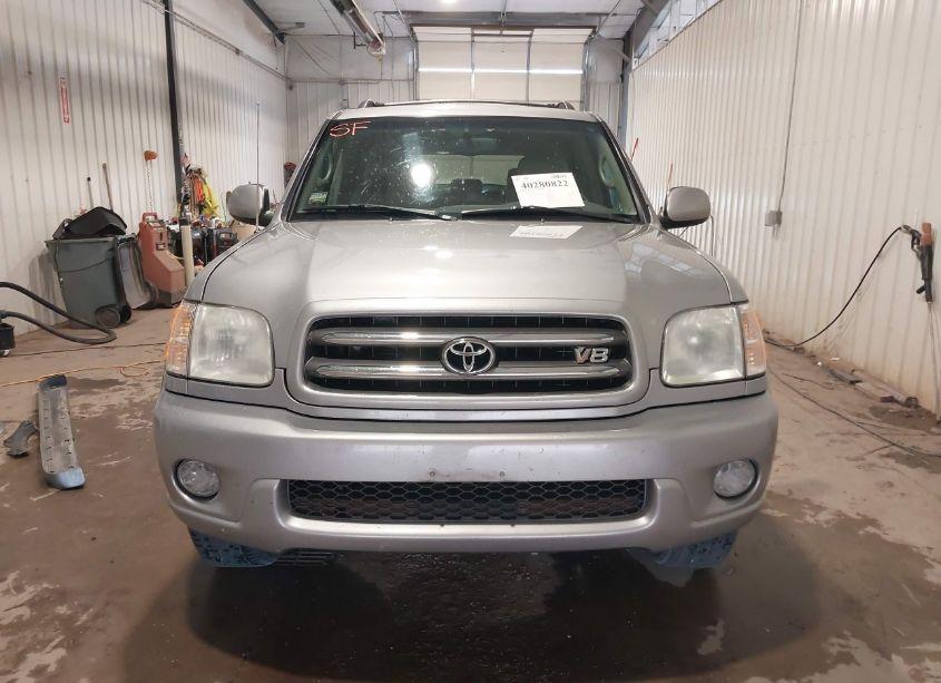 Photo 13 of 2004 Toyota Sequoia LIMITED V8 (VIN 5TDBT48A74S229444)