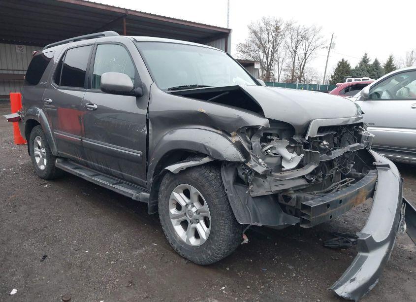 2005 Toyota Sequoia LIMITED V8 (VIN 5TDBT48A75S236444) main photo