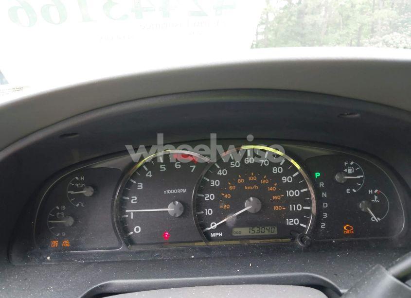 Photo 16 of 2005 Toyota Sequoia LIMITED V8 (VIN 5TDBT48A75S256810)