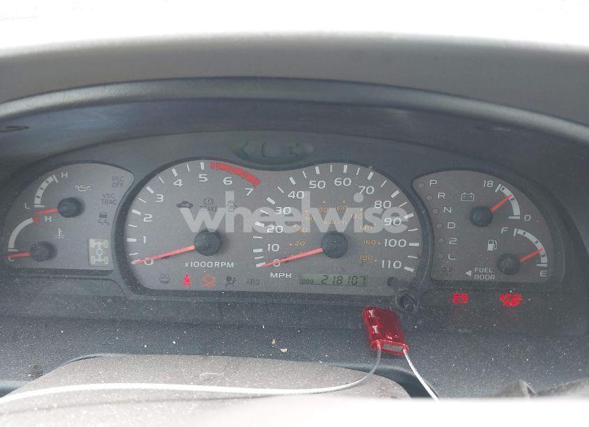 Photo 7 of 2002 Toyota Sequoia LIMITED V8 (VIN 5TDBT48A82S058278)