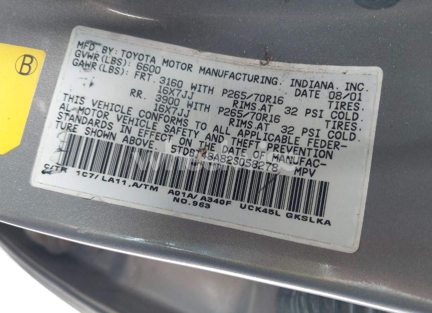 Photo 9 of 2002 Toyota Sequoia LIMITED V8 (VIN 5TDBT48A82S058278)