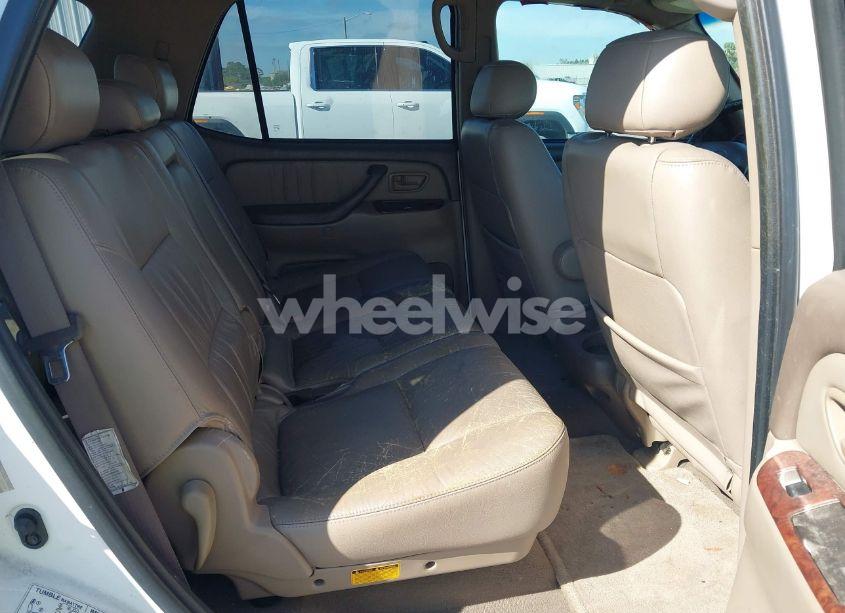 Photo 8 of 2002 Toyota Sequoia LIMITED V8 (VIN 5TDBT48A82S105535)