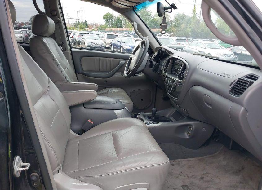 Photo 5 of 2003 Toyota Sequoia LIMITED V8 (VIN 5TDBT48A83S167986)