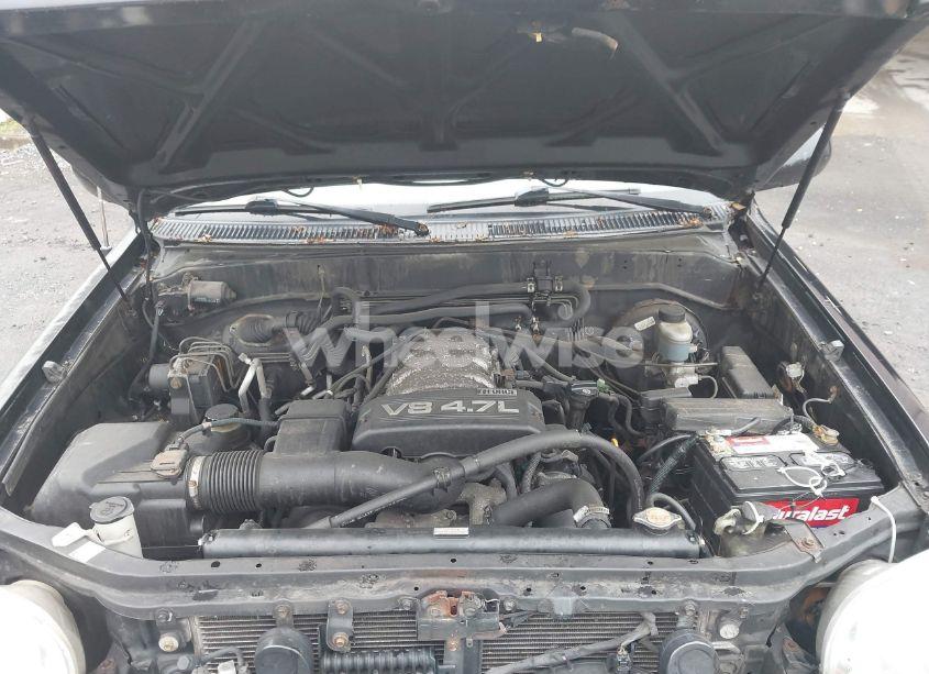 Photo 10 of 2003 Toyota Sequoia LIMITED V8 (VIN 5TDBT48A83S185632)