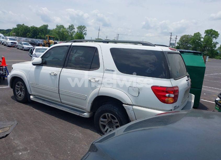 Photo 3 of 2004 Toyota Sequoia LIMITED V8 (VIN 5TDBT48A84S219005)