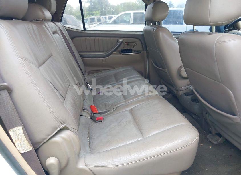 Photo 8 of 2004 Toyota Sequoia LIMITED V8 (VIN 5TDBT48A84S219005)