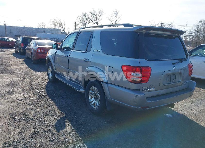 Photo 3 of 2004 Toyota Sequoia LIMITED V8 (VIN 5TDBT48A84S230425)