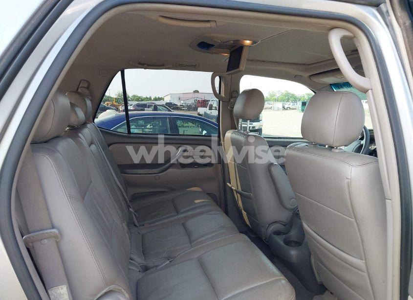 Photo 8 of 2006 Toyota Sequoia LIMITED V8 (VIN 5TDBT48A86S262133)