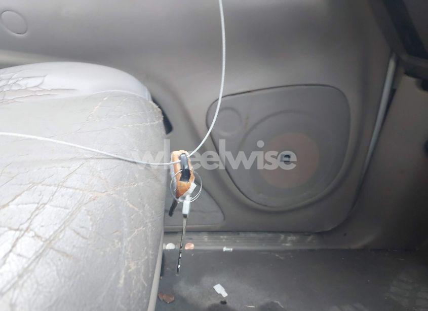 Photo 11 of 2006 Toyota Sequoia LIMITED V8 (VIN 5TDBT48A86S270247)