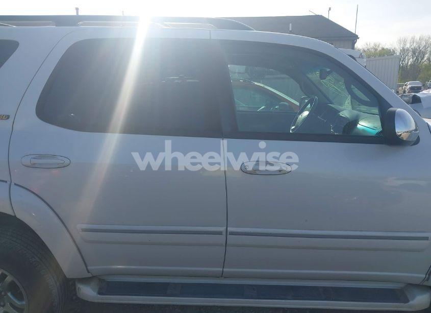 Photo 13 of 2007 Toyota Sequoia LIMITED V8 (VIN 5TDBT48A87S286840)