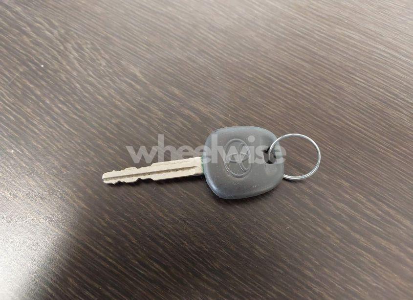 Photo 11 of 2001 Toyota Sequoia LIMITED (VIN 5TDBT48A91S010321)