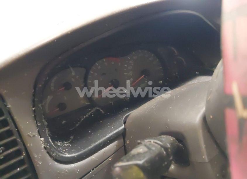 Photo 15 of 2001 Toyota Sequoia LIMITED (VIN 5TDBT48A91S010321)