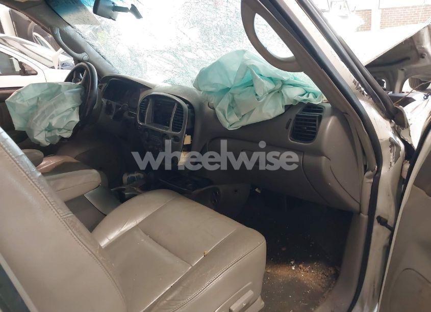 Photo 5 of 2001 Toyota Sequoia LIMITED (VIN 5TDBT48A91S010321)