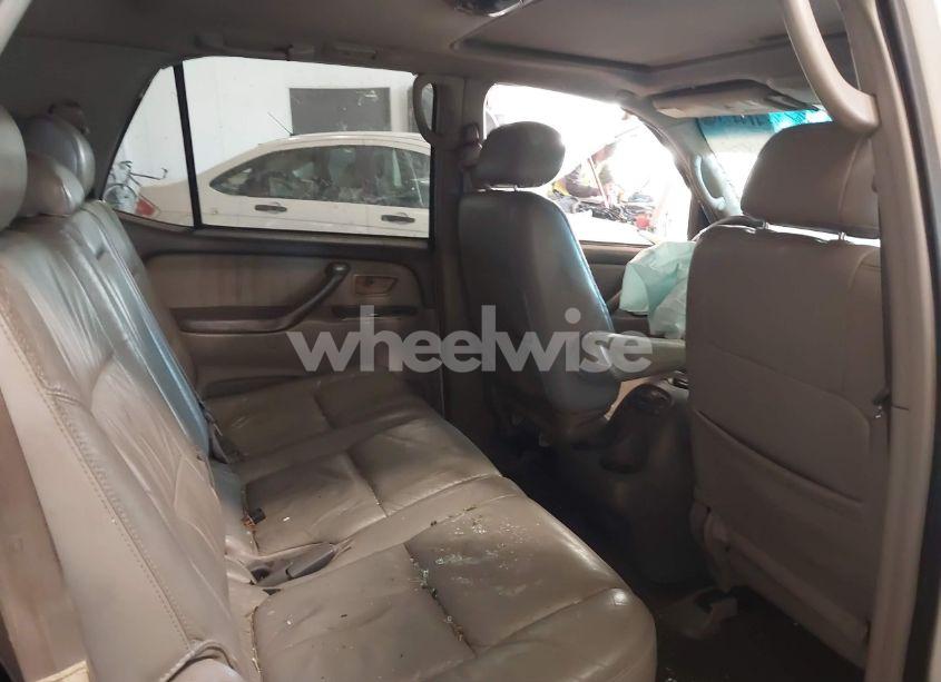 Photo 8 of 2001 Toyota Sequoia LIMITED (VIN 5TDBT48A91S010321)