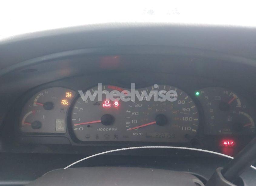 Photo 7 of 2002 Toyota Sequoia LIMITED V8 (VIN 5TDBT48A92S061934)