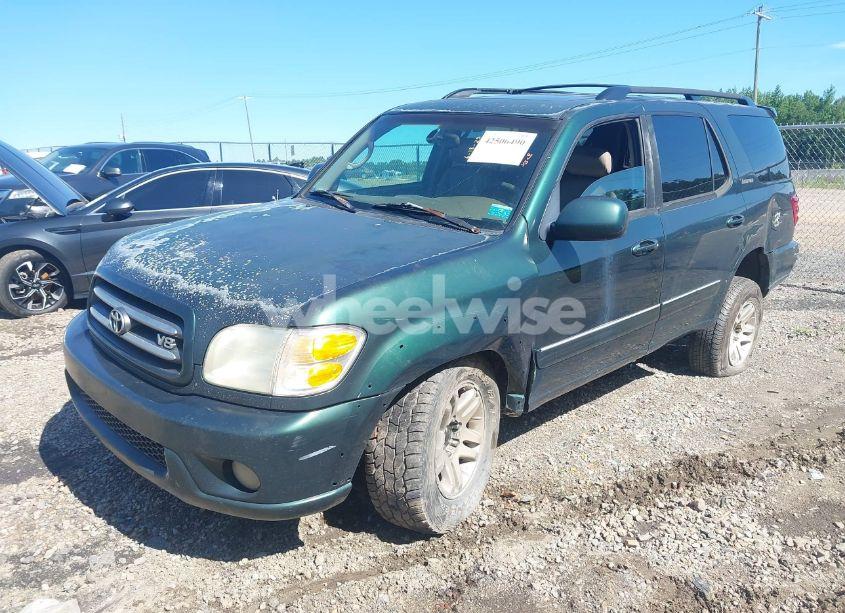 Photo 2 of 2002 Toyota Sequoia LIMITED V8 (VIN 5TDBT48A92S088230)