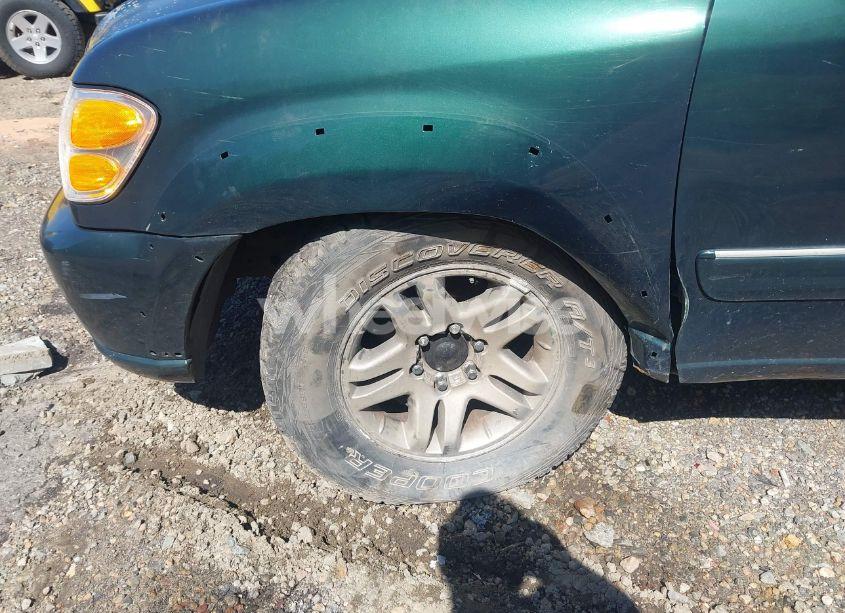 Photo 6 of 2002 Toyota Sequoia LIMITED V8 (VIN 5TDBT48A92S088230)