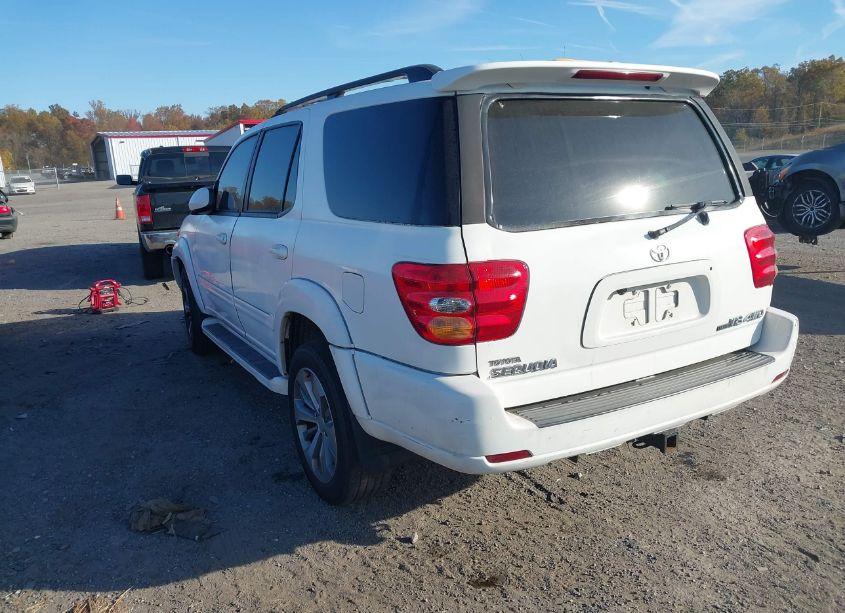 Photo 3 of 2002 Toyota Sequoia LIMITED V8 (VIN 5TDBT48A92S102854)