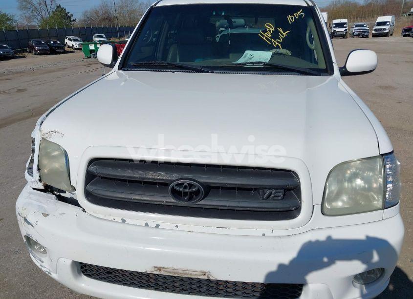 Photo 10 of 2003 Toyota Sequoia LIMITED V8 (VIN 5TDBT48A93S168046)