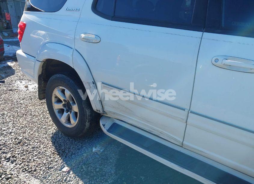 Photo 6 of 2003 Toyota Sequoia LIMITED V8 (VIN 5TDBT48A93S176339)