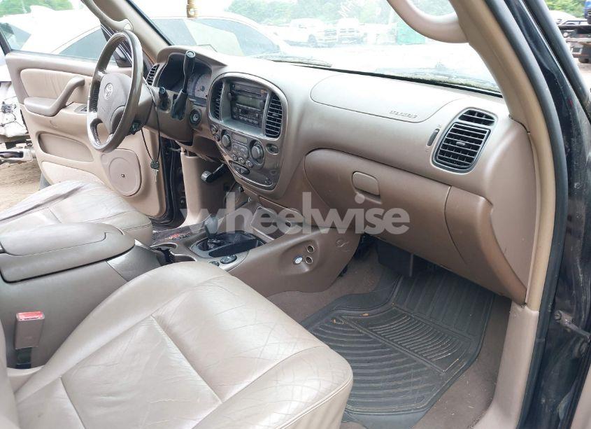 Photo 5 of 2004 Toyota Sequoia LIMITED V8 (VIN 5TDBT48A94S215030)