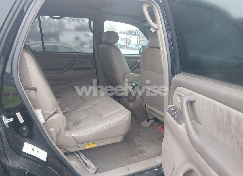 Photo 8 of 2004 Toyota Sequoia LIMITED V8 (VIN 5TDBT48A94S215187)