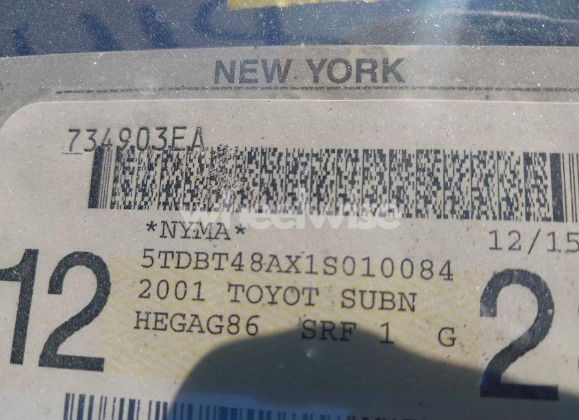 Photo 12 of 2001 Toyota Sequoia LIMITED V8 (VIN 5TDBT48AX1S010084)