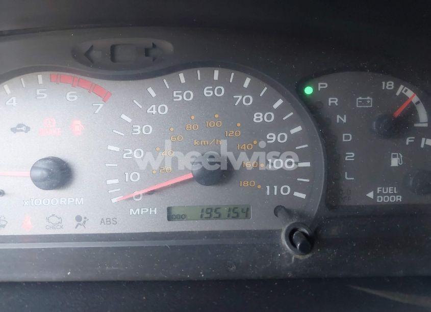 Photo 7 of 2001 Toyota Sequoia LIMITED V8 (VIN 5TDBT48AX1S010084)