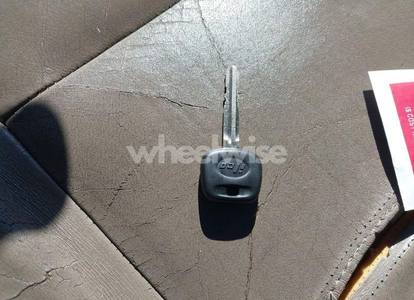 Photo 10 of 2004 Toyota Sequoia LIMITED V8 (VIN 5TDBT48AX4S231186)