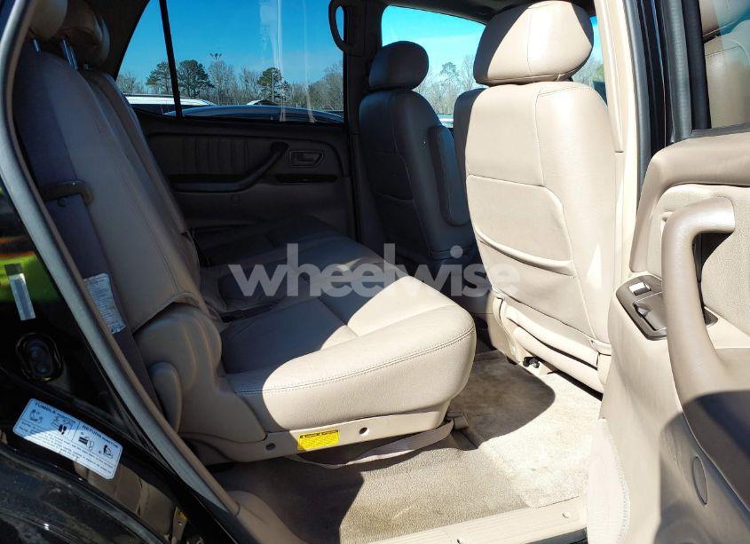 Photo 7 of 2004 Toyota Sequoia LIMITED V8 (VIN 5TDBT48AX4S231186)