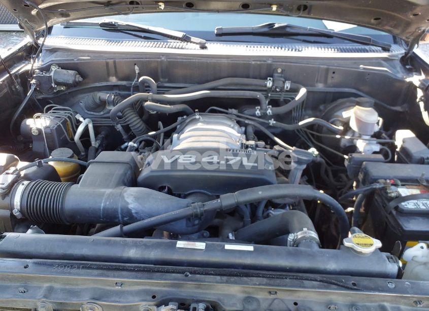Photo 9 of 2004 Toyota Sequoia LIMITED V8 (VIN 5TDBT48AX4S231186)