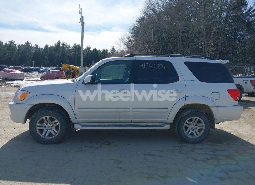 Photo 12 of 2005 Toyota Sequoia LIMITED V8 (VIN 5TDBT48AX5S249866)